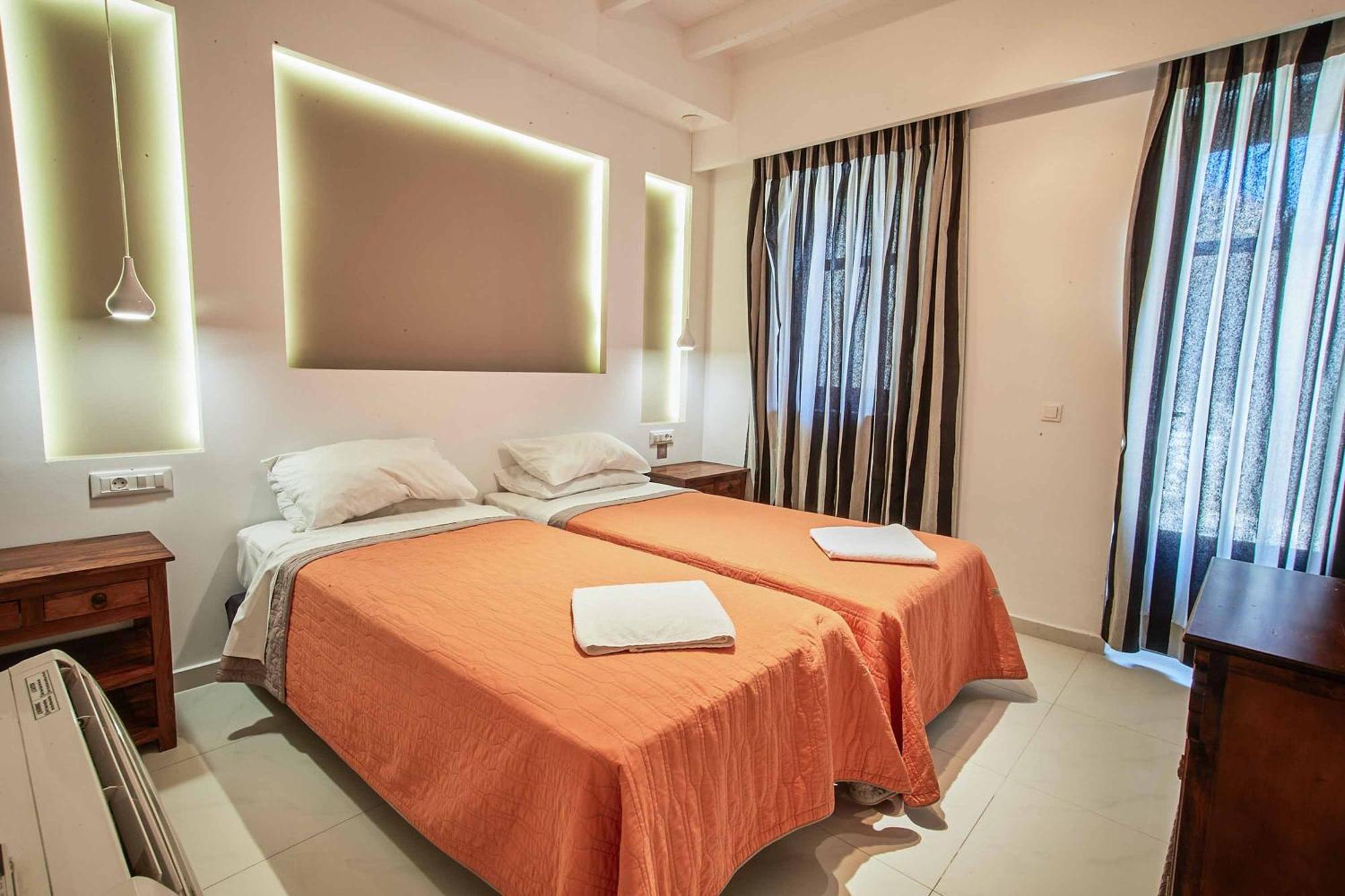Villa St Dennis Makris Gialos  외부 사진